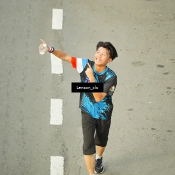 Runner Photo 7690024