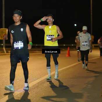 Runner Photo 7690032