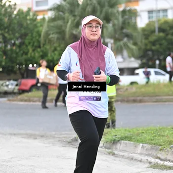 Runner Photo 7690041