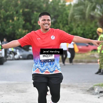 Runner Photo 7690042