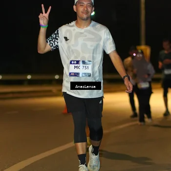 Runner Photo 7690053