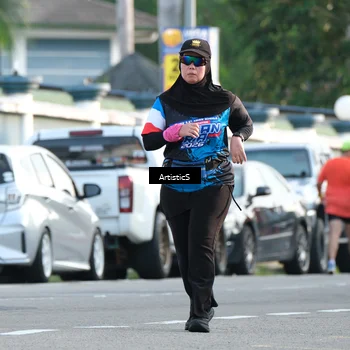 Runner Photo 7690056