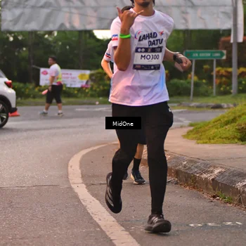 Runner Photo 7690067