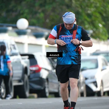 Runner Photo 7690069