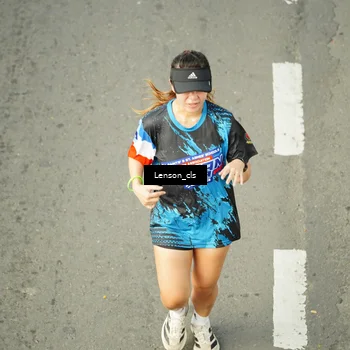 Runner Photo 7690072