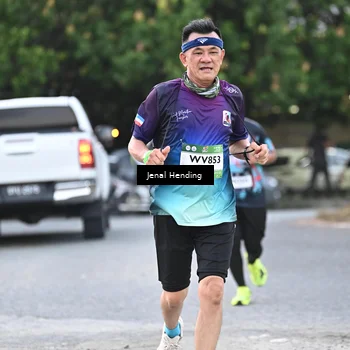 Runner Photo 7690076
