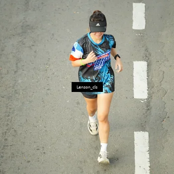 Runner Photo 7690088