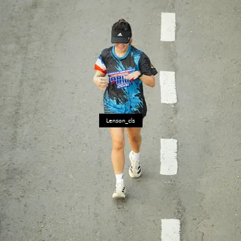 Runner Photo 7690094