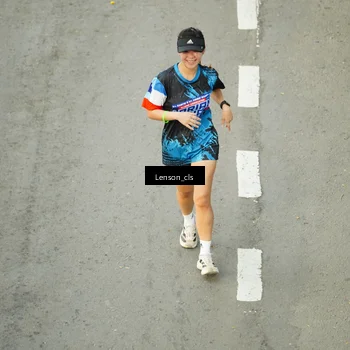 Runner Photo 7690096
