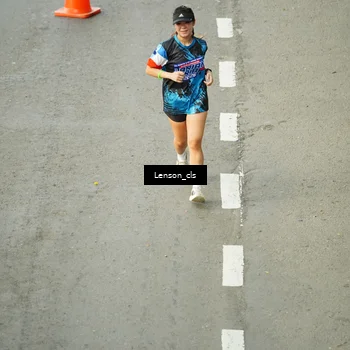 Runner Photo 7690116