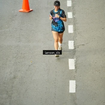 Runner Photo 7690118