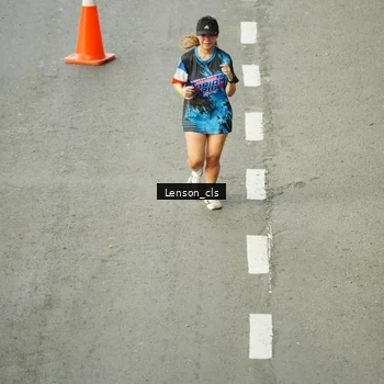 Runner Photo 7690119