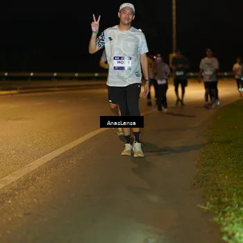 Runner Photo 7690120