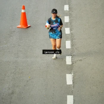 Runner Photo 7690125
