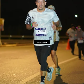 Runner Photo 7690131