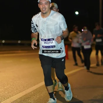 Runner Photo 7690138