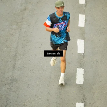 Runner Photo 7690139