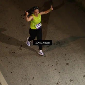 Runner Photo 7690140