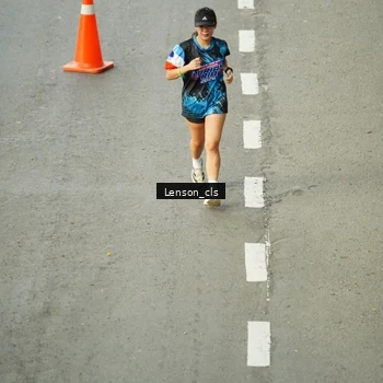 Runner Photo 7690143