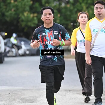 Runner Photo 7690147
