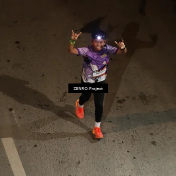 Runner Photo 7690156