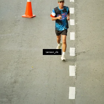 Runner Photo 7690160