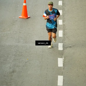 Runner Photo 7690163