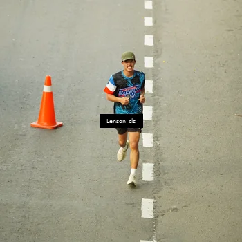 Runner Photo 7690180