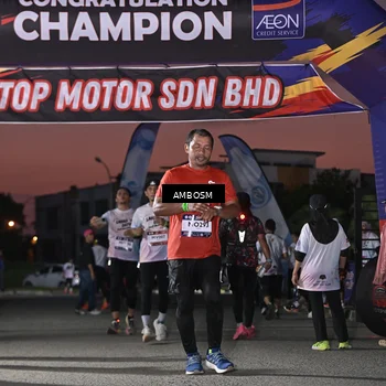 Runner Photo 7690186