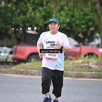 Runner Photo 7690202