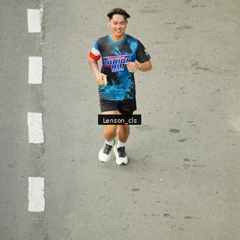 Runner Photo 7690208