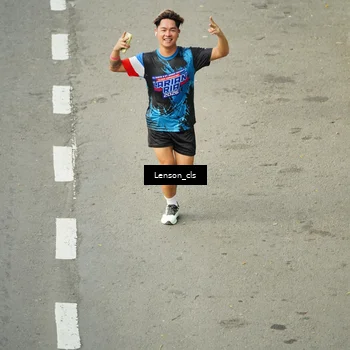 Runner Photo 7690218