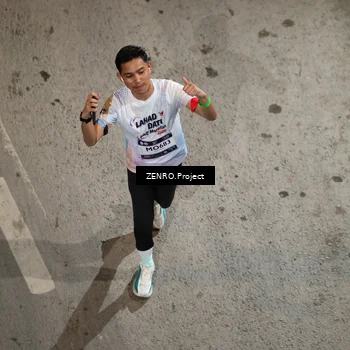 Runner Photo 7690227