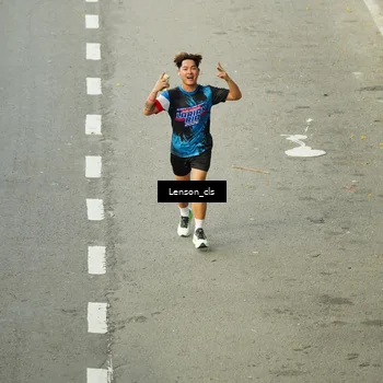 Runner Photo 7690246