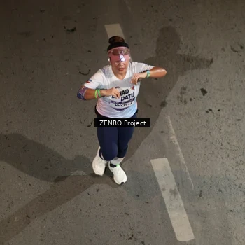 Runner Photo 7690257