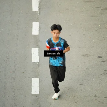 Runner Photo 7690260