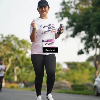 Runner Photo 7690261