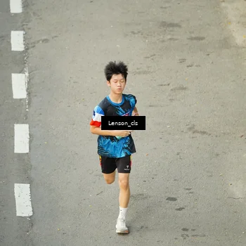 Runner Photo 7690272