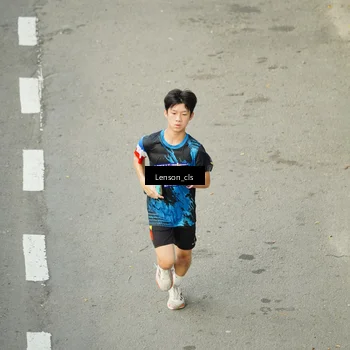 Runner Photo 7690274