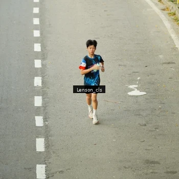 Runner Photo 7690290