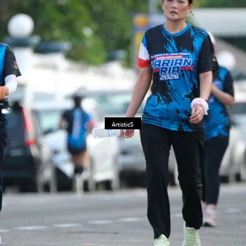 Runner Photo 7690292