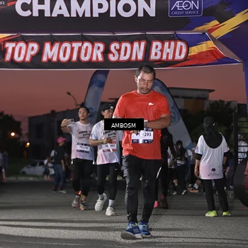 Runner Photo 7690305