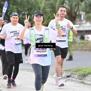 Runner Photo 7690312