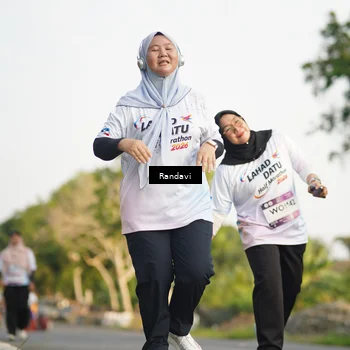 Runner Photo 7690319