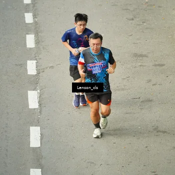 Runner Photo 7690324