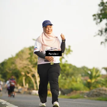 Runner Photo 7690343