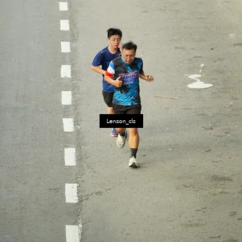 Runner Photo 7690347