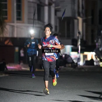 Runner Photo 7690366