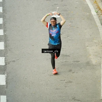 Runner Photo 7690384