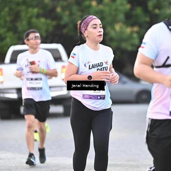 Runner Photo 7690401